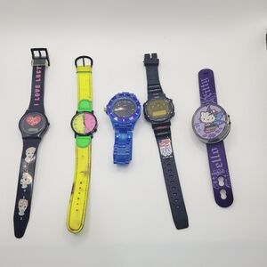 Vintage Novelty Watch Lot Hello Kitty I Love Lucy Kellogg Olympic 5 Pc